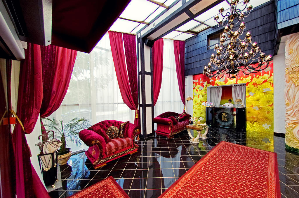 Deluxe Hotel Kupava Lviv Exterior photo
