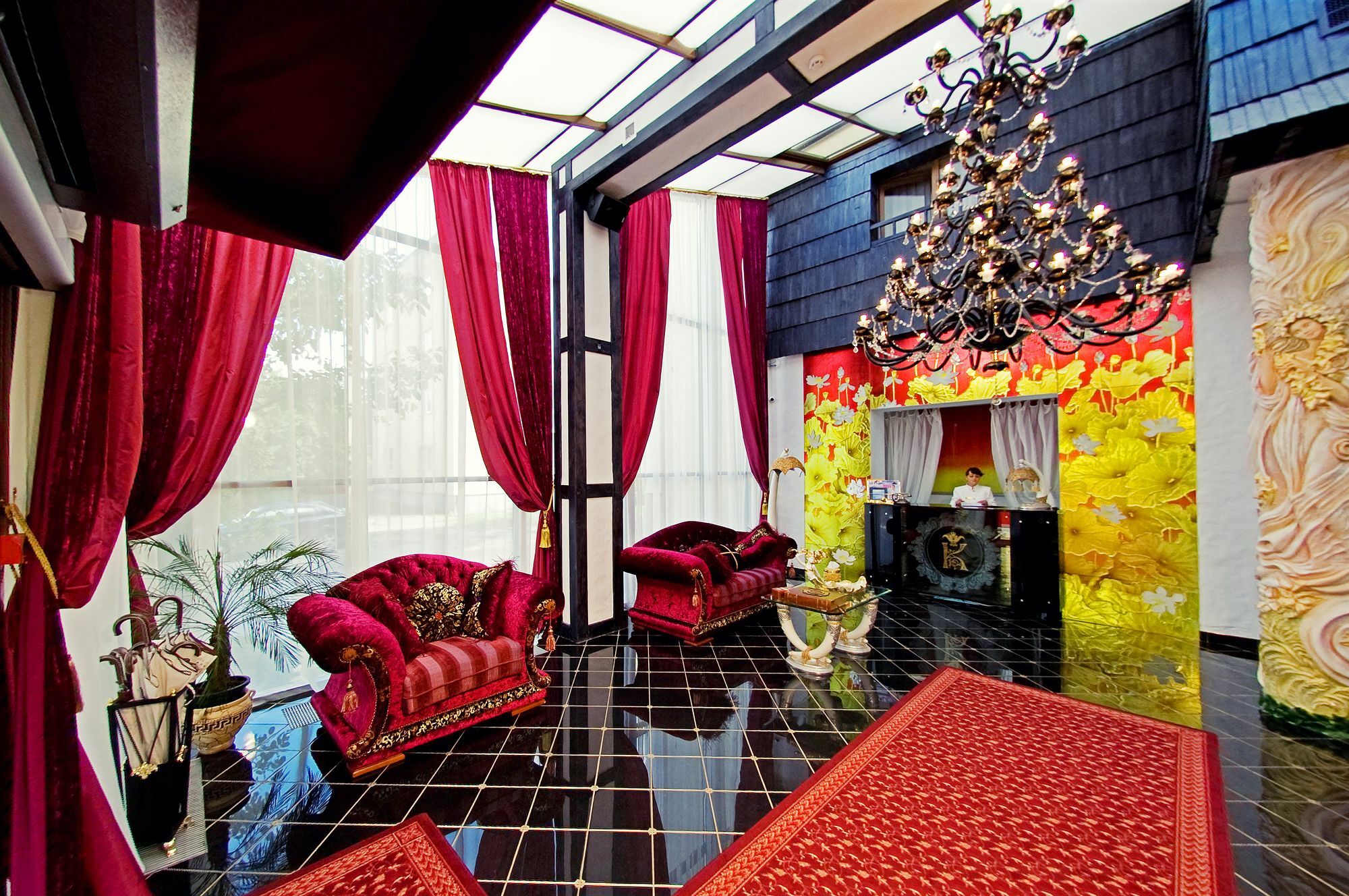 Deluxe Hotel Kupava Lviv Exterior photo